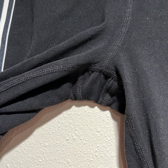 Set Athleta side stripe salutation 7/8 right & sweater size S - Picture 7 of 10